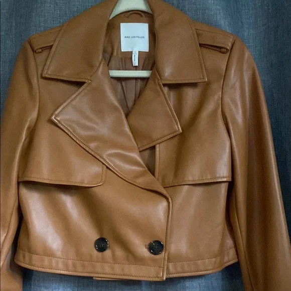 NWOT Avec Les Filles Crop Jacket Faux
Leather Warm Brown S - Picture 6 of 12